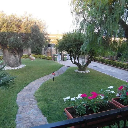 B&B Villa Lura Pompei-2
